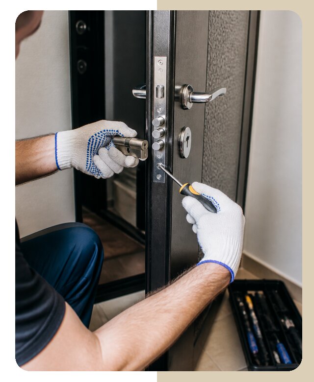 Замена замка входной двери в Малгобеке по цене от 3611 р. | ДвериЛегко-Млг